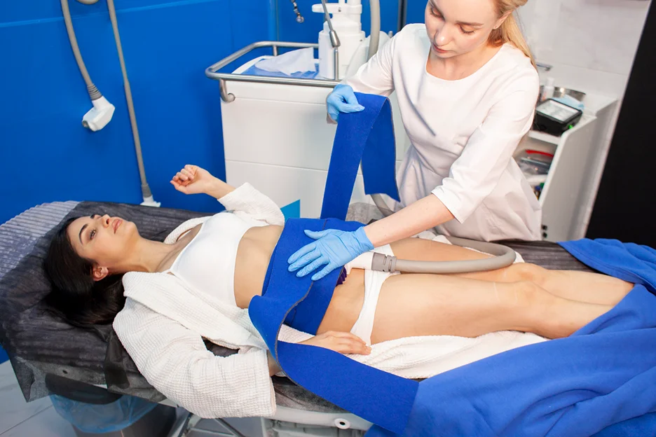Coolsculpting Treatment on Stomach